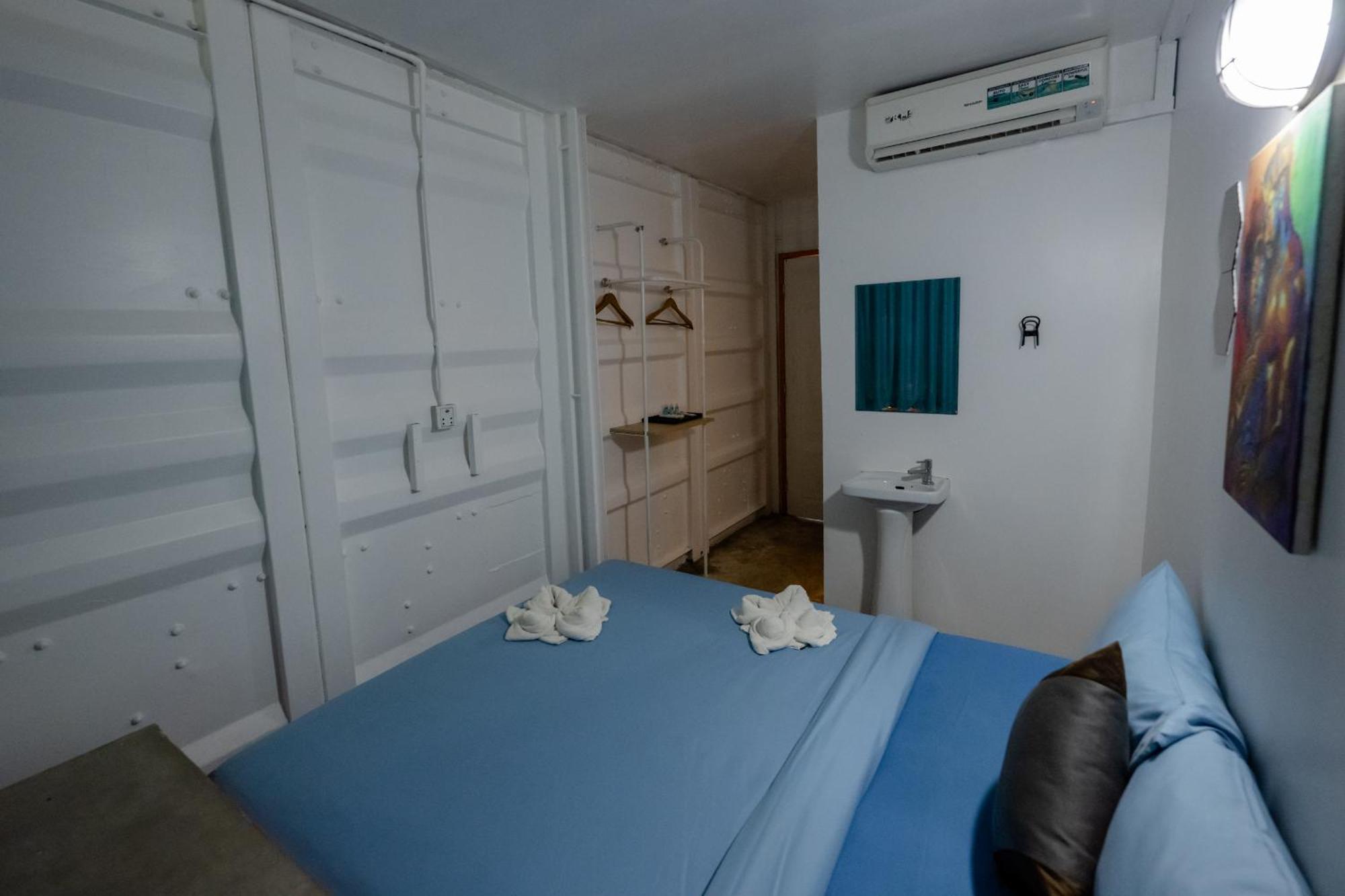 White Rabbit Hostel Siem Reap Extérieur photo