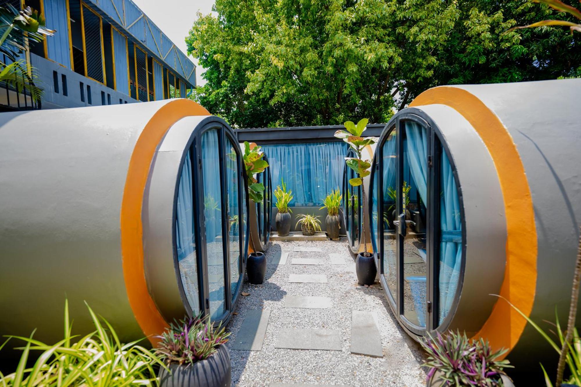 White Rabbit Hostel Siem Reap Extérieur photo